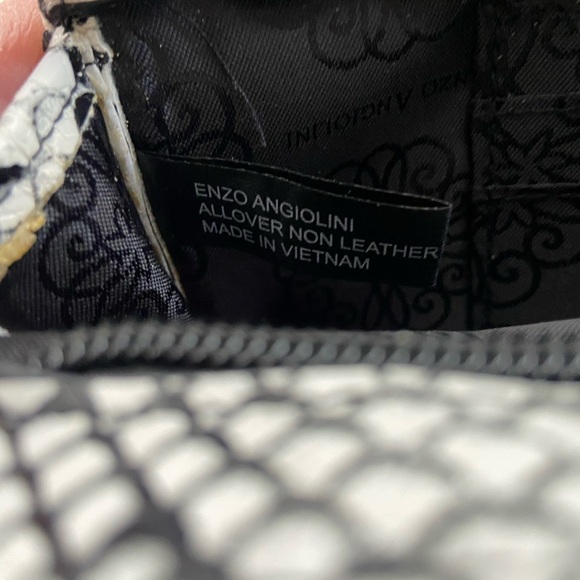 Enzo Angiolini Dyana Faux Snake Print Cross Body Bag with wallet - Picture 5 of 10